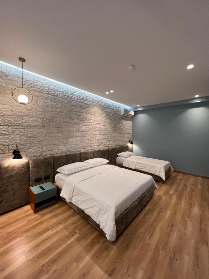 Bujtina Apsus Hotel Berat Ngoại thất bức ảnh