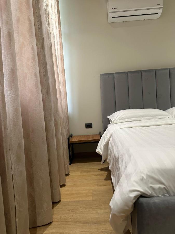 Bujtina Apsus Hotel Berat Ngoại thất bức ảnh