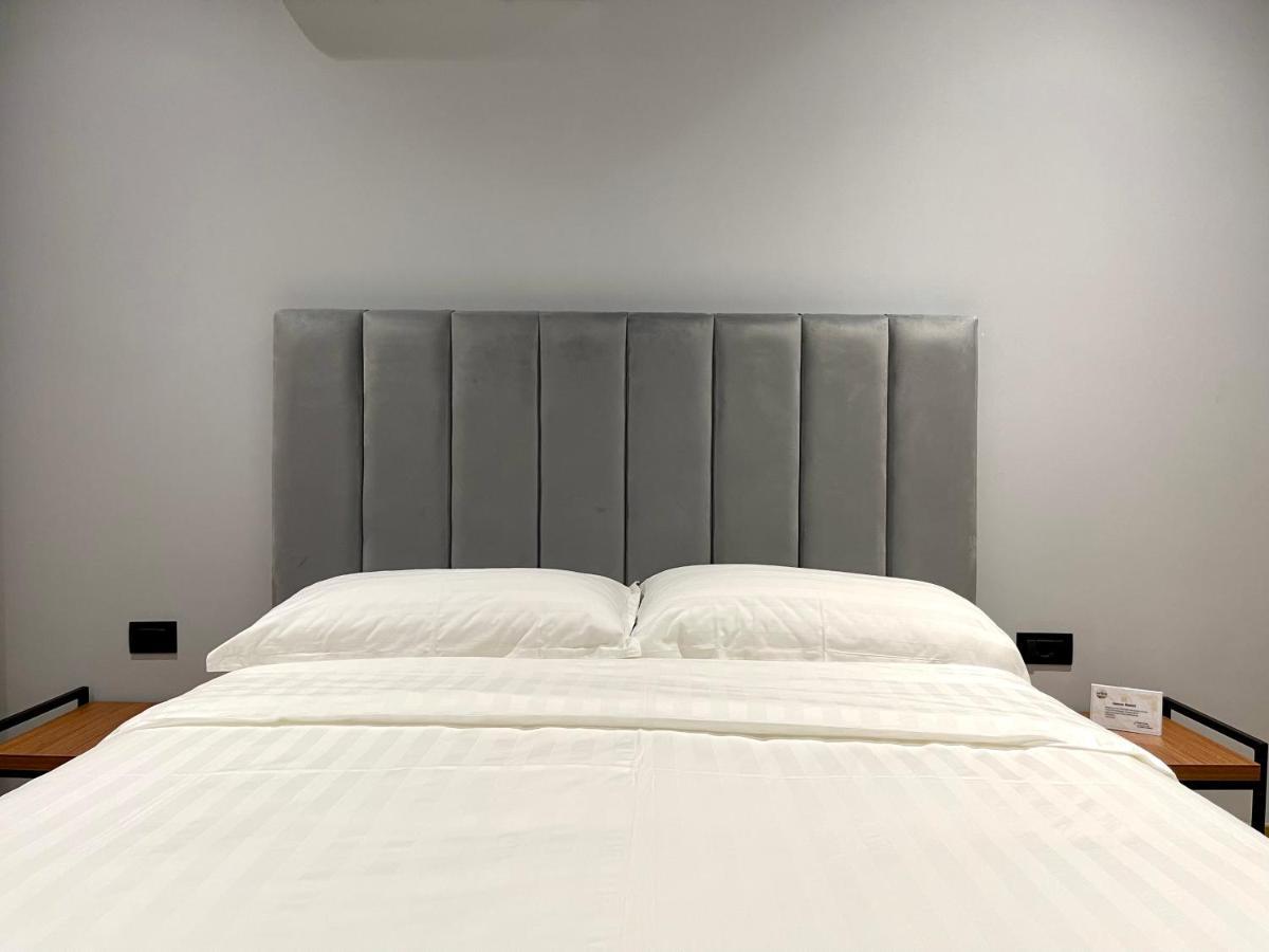 Bujtina Apsus Hotel Berat Ngoại thất bức ảnh