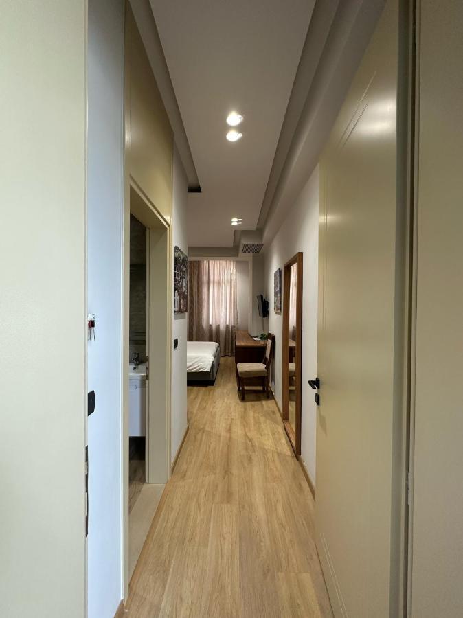 Bujtina Apsus Hotel Berat Ngoại thất bức ảnh