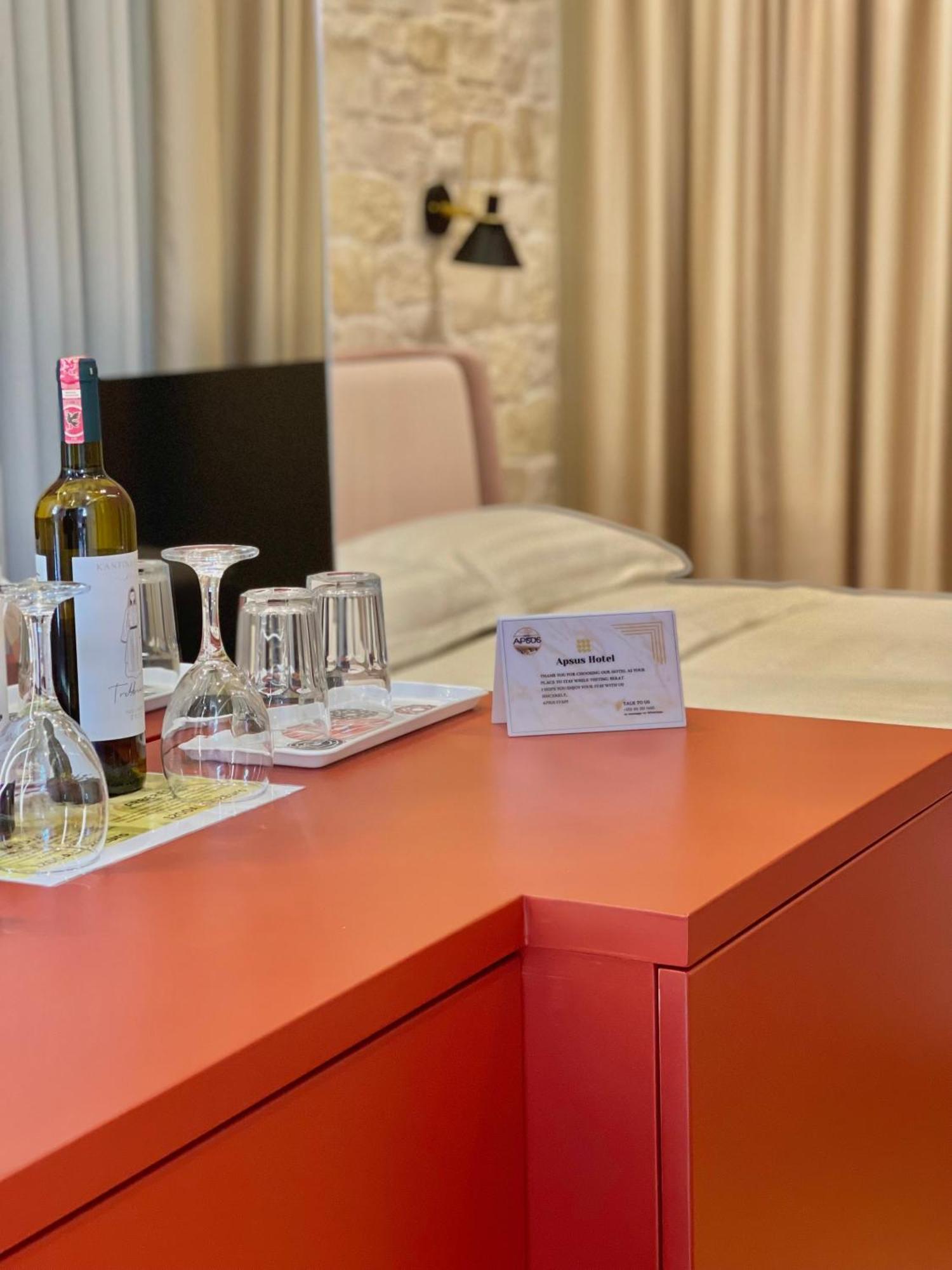 Bujtina Apsus Hotel Berat Ngoại thất bức ảnh